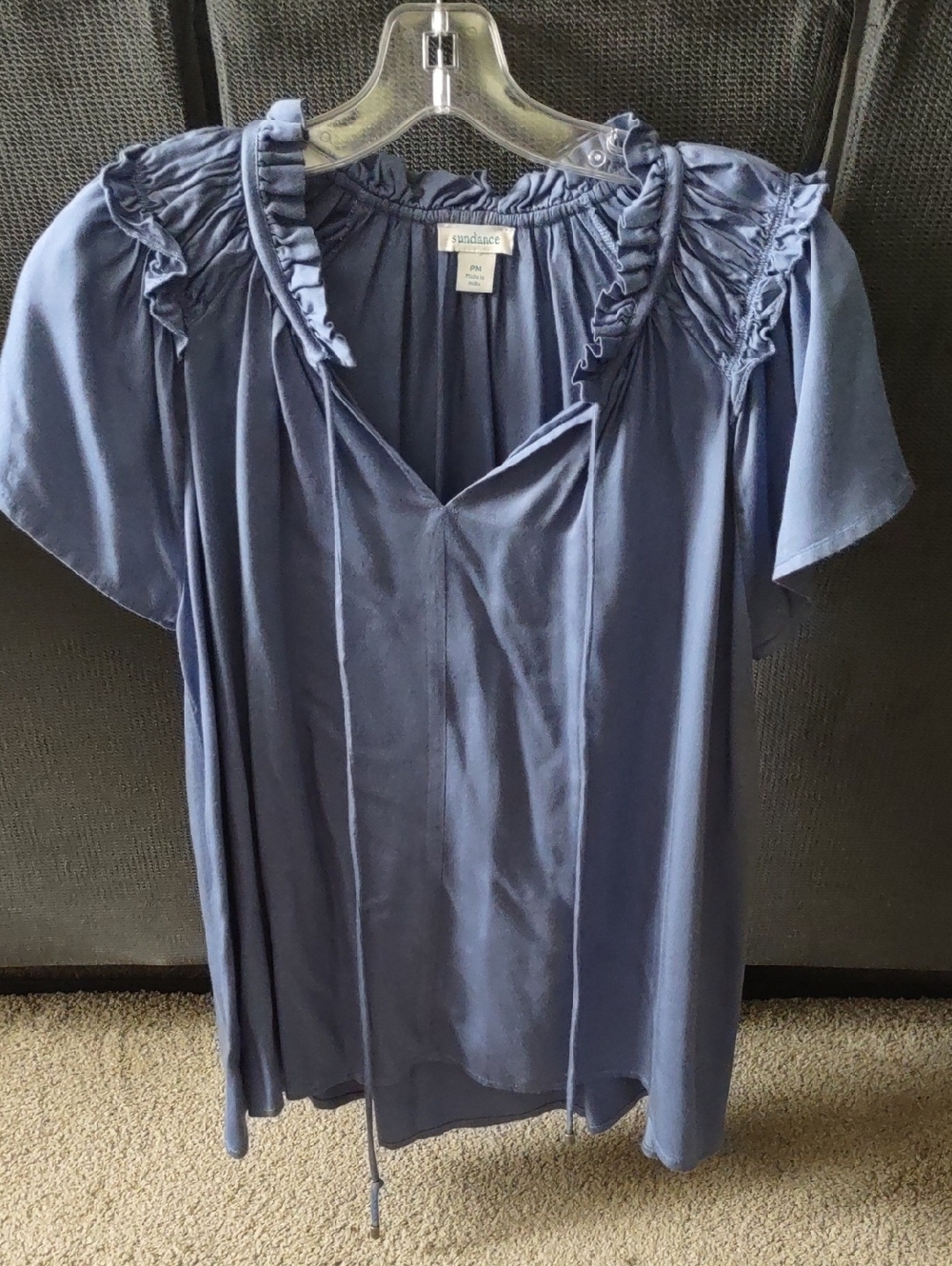 Sundance ruffle v neck blouse short sleeve blue petite medium 100% modal